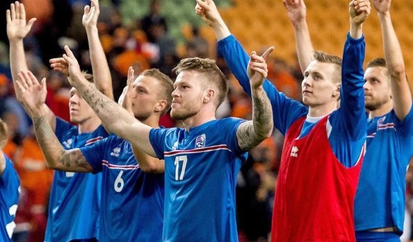 _86694061_icelandcelebrate